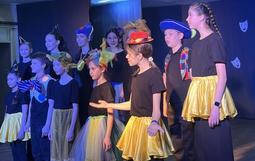 Театральное воскресенье