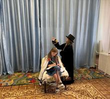 25 марта в МБОУ ДО ЦРТДЮ по адресу ул. Стахановская, 16, под руководством педагога Асирян Р.С., в объединении «В гостях у сказки» прошло мероприятие, приуроченное ко Всемирному дню театра. В этот день в студии была представлена театрализованная мини-постановка по мотивам знаменитой пьесы-сказки «Двенадцать месяцев».